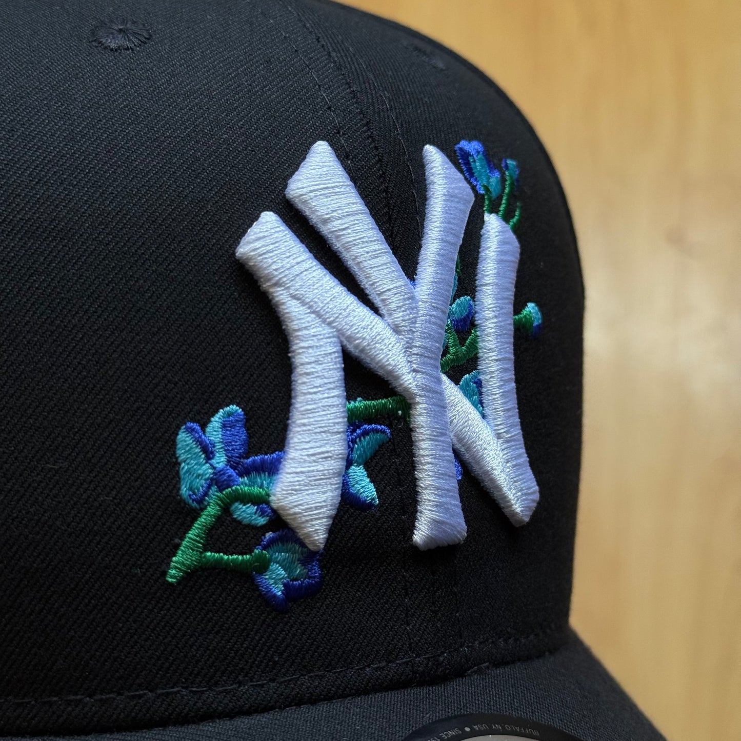 Gorra "Midnight Garden"