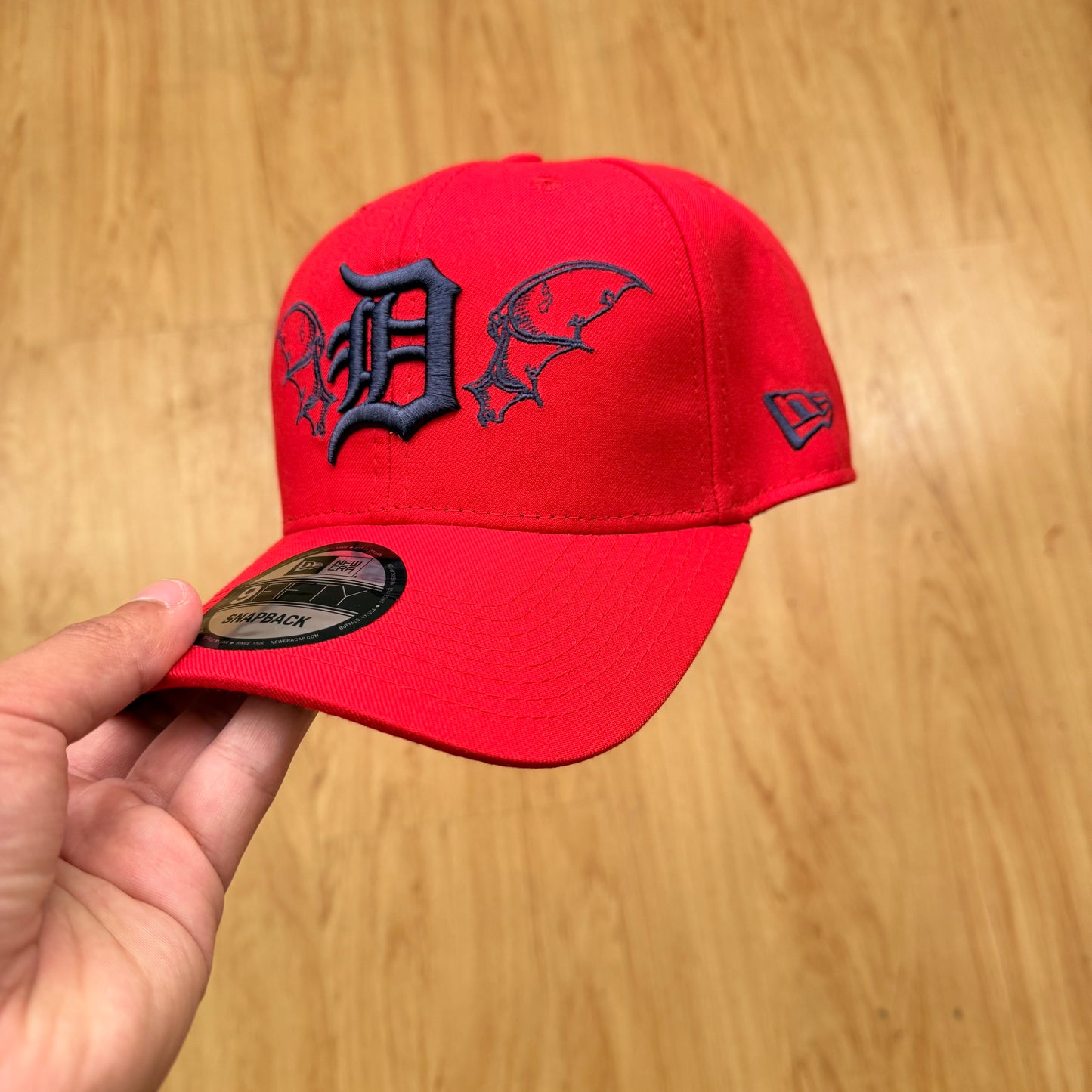 Gorra " NY Detroit Red"