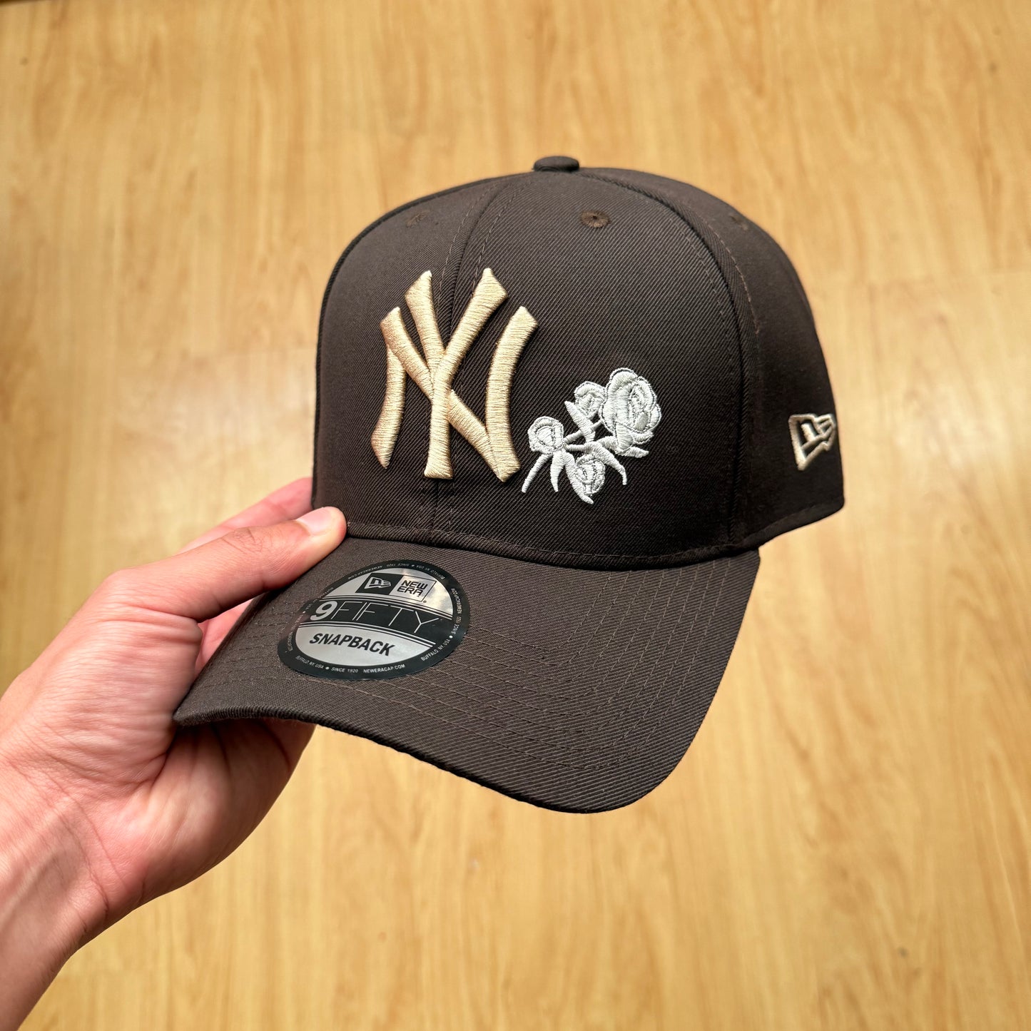 Gorra "NY Brown Line"